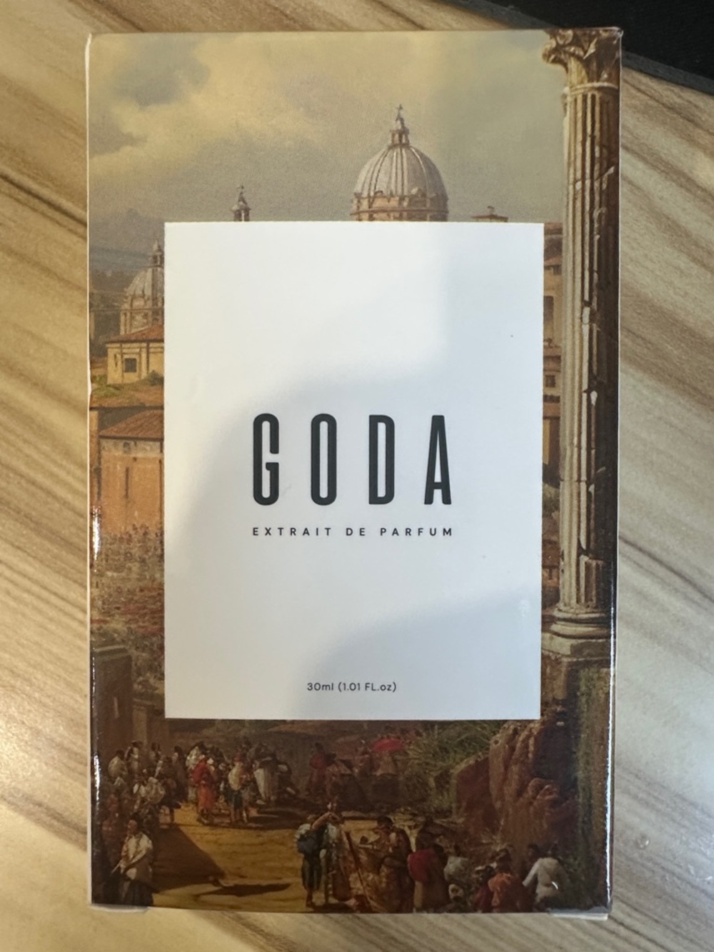 Goda  Extrait  de Parfum — Elegant Beige & White Fragrance